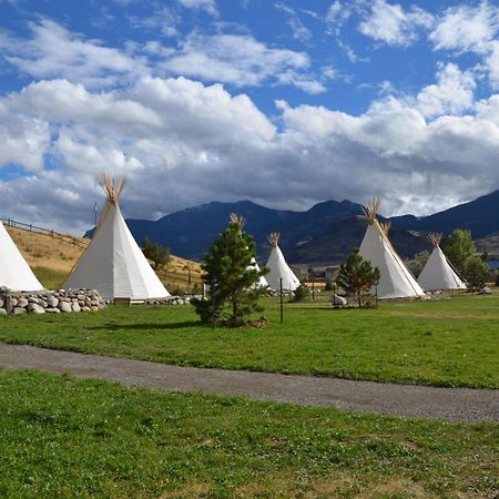 Dreamcatcher Tipi Hotel Gardiner Kültér fotó