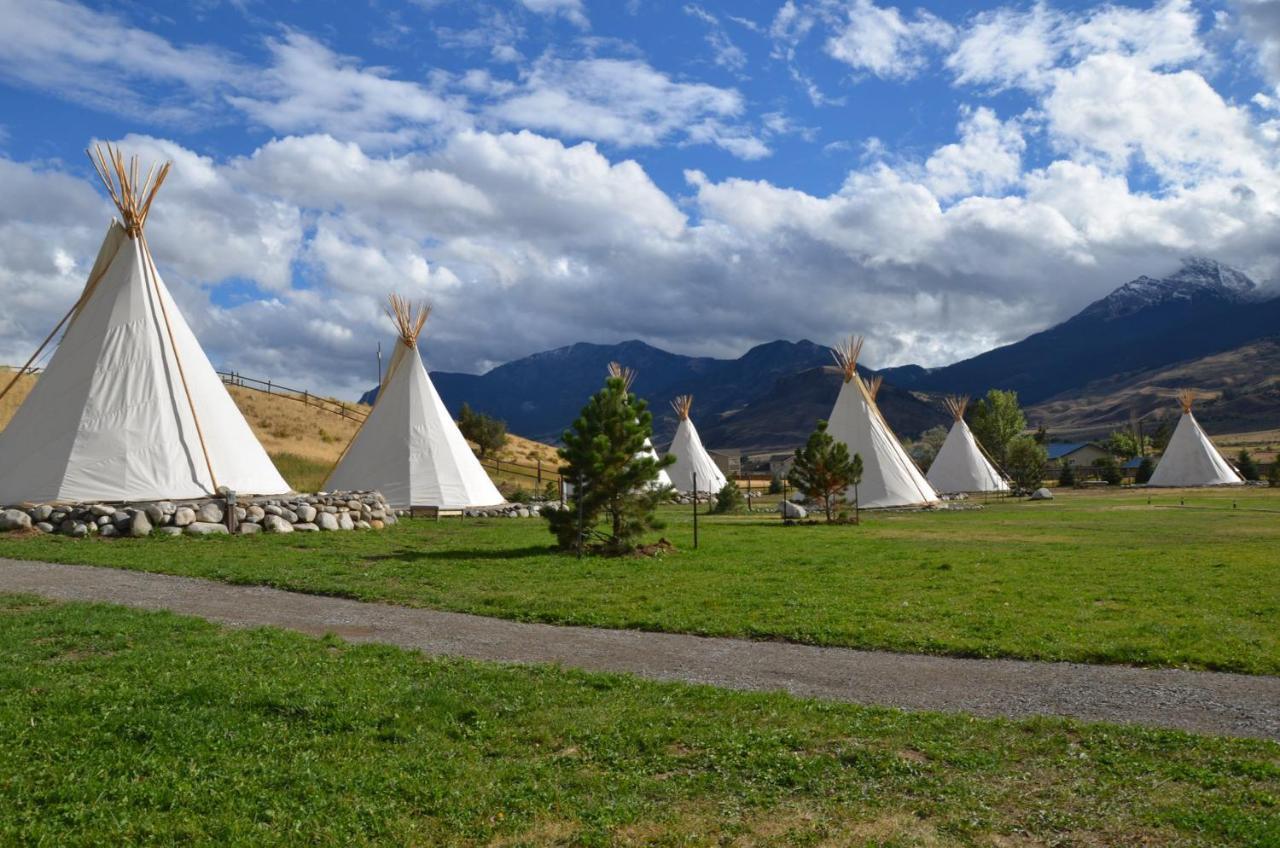 Dreamcatcher Tipi Hotel Gardiner Kültér fotó