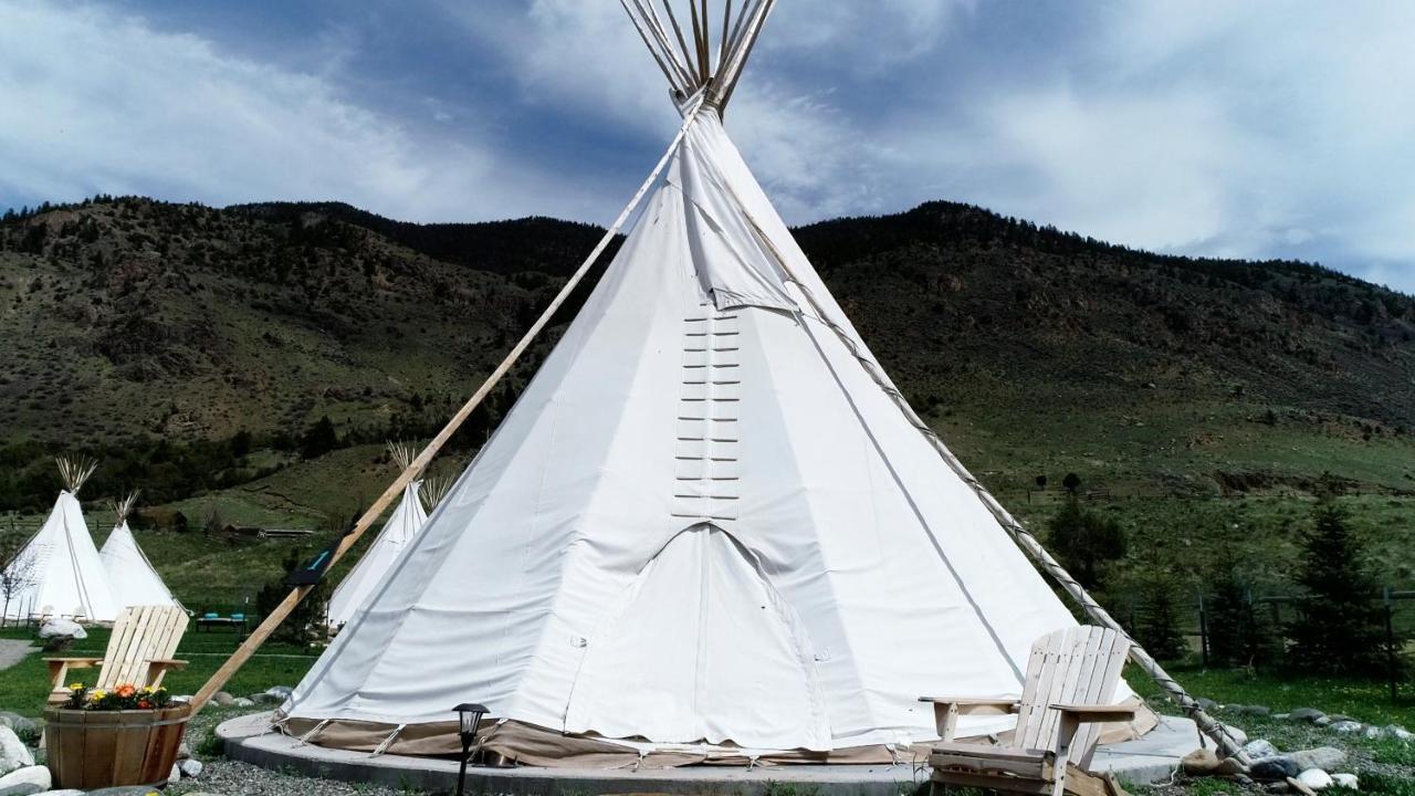 Dreamcatcher Tipi Hotel Gardiner Kültér fotó